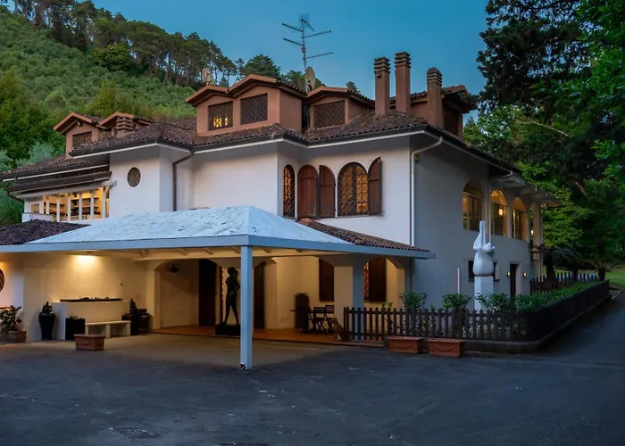 VILLA MANGANELLI 12, Emma Villas Camaiore