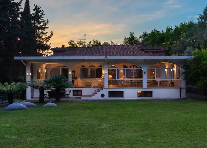 VILLA MANGANELLI 12, Emma Villas Camaiore